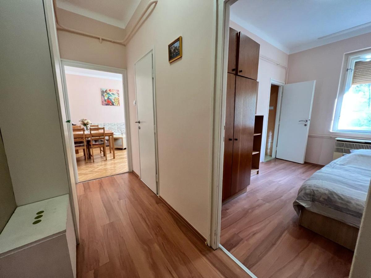 Revay Apartment
